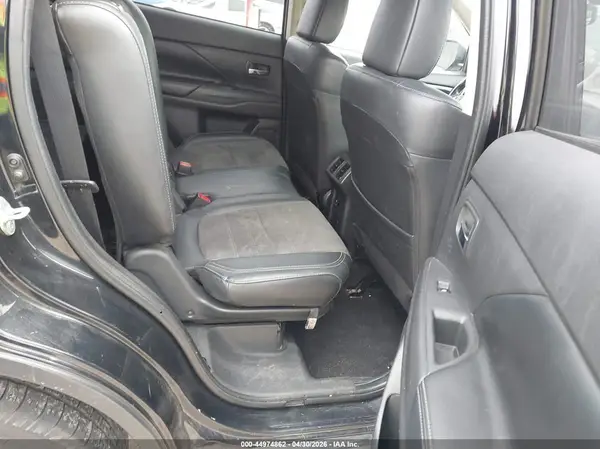 JA4AD3A30KZ043135 2019 MITSUBISHI OUTLANDER - Image 8