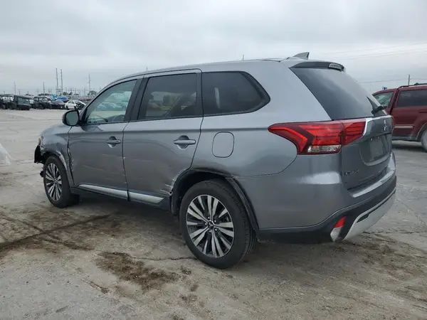 JA4AD3A30KZ043569 2019 MITSUBISHI OUTLANDER - Image 2