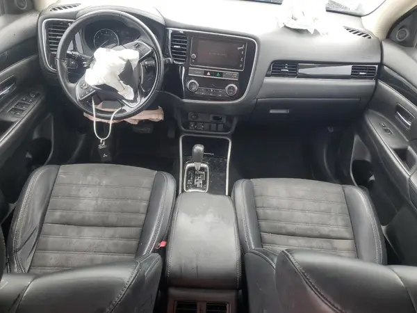 JA4AD3A30KZ045354 2019 MITSUBISHI OUTLANDER - Image 8