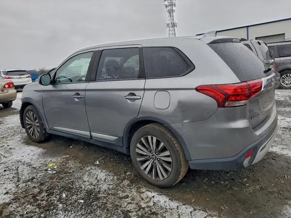 JA4AD3A30KZ049887 2019 MITSUBISHI OUTLANDER - Image 2