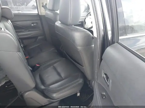 JA4AD3A30LZ003073 2020 MITSUBISHI OUTLANDER - Image 8