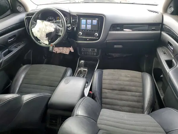 JA4AD3A30LZ011237 2020 MITSUBISHI OUTLANDER - Image 8