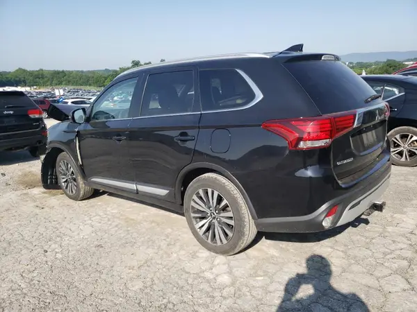 JA4AD3A30LZ013960 2020 MITSUBISHI OUTLANDER - Image 2