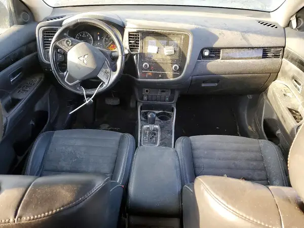 JA4AD3A30LZ016051 2020 MITSUBISHI OUTLANDER - Image 8