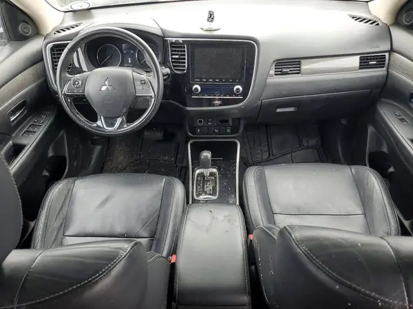 JA4AD3A30LZ021900 2020 MITSUBISHI OUTLANDER - Image 8