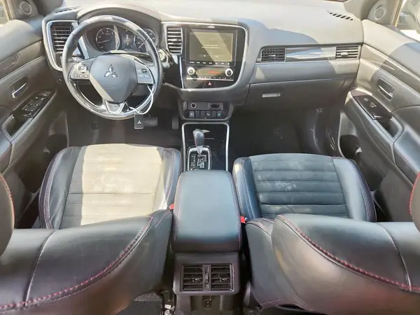 JA4AD3A30LZ032377 2020 MITSUBISHI OUTLANDER - Image 8