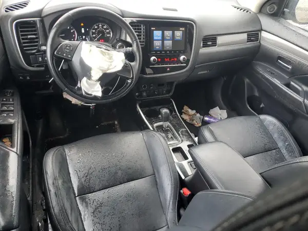 JA4AD3A30LZ032735 2020 MITSUBISHI OUTLANDER - Image 8