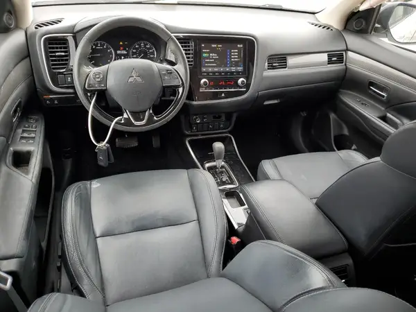 JA4AD3A30LZ034081 2020 MITSUBISHI OUTLANDER - Image 8
