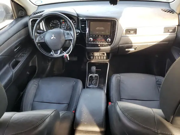 JA4AD3A30LZ036848 2020 MITSUBISHI OUTLANDER - Image 8
