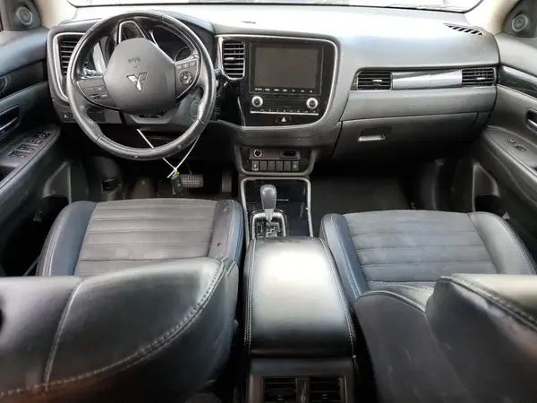 JA4AD3A30LZ043735 2020 MITSUBISHI OUTLANDER - Image 8