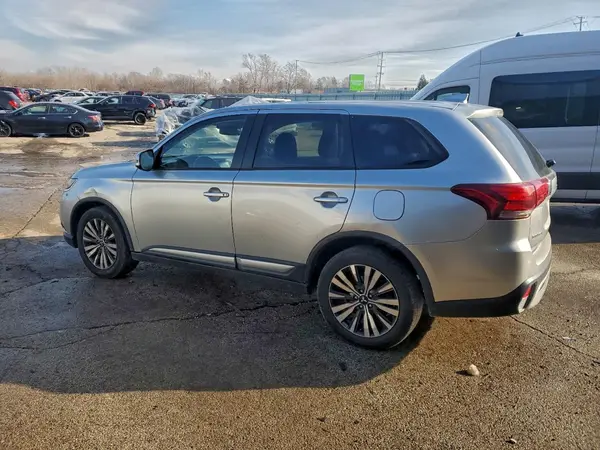JA4AD3A30LZ043993 2020 MITSUBISHI OUTLANDER - Image 2