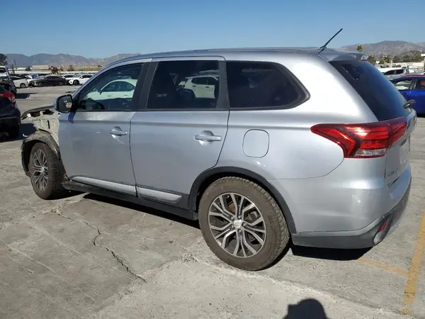 JA4AD3A31GZ000401 2016 MITSUBISHI OUTLANDER - Image 2