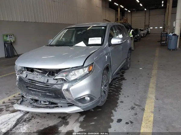 JA4AD3A31GZ001726 2016 MITSUBISHI OUTLANDER - Image 2