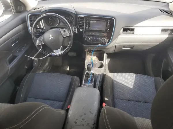 JA4AD3A31GZ003606 2016 MITSUBISHI OUTLANDER - Image 8