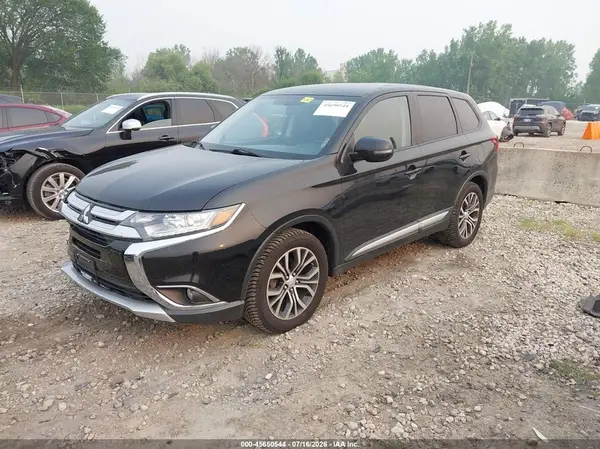 JA4AD3A31GZ011723 2016 MITSUBISHI OUTLANDER - Image 2