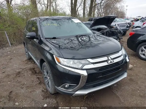 JA4AD3A31GZ014590 2016 MITSUBISHI OUTLANDER - Image 1