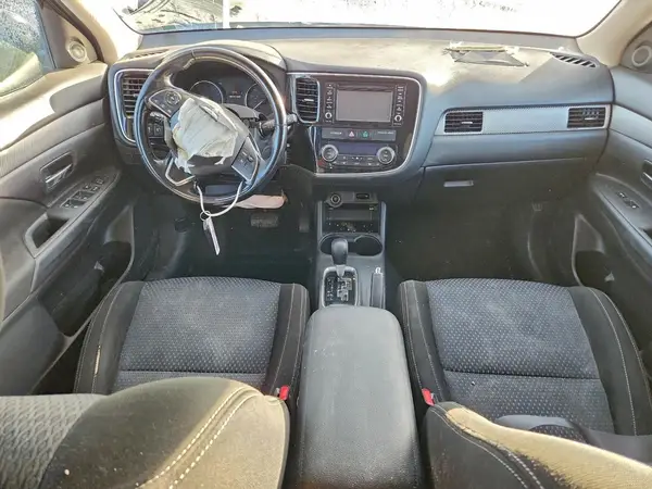 JA4AD3A31GZ017098 2016 MITSUBISHI OUTLANDER - Image 8