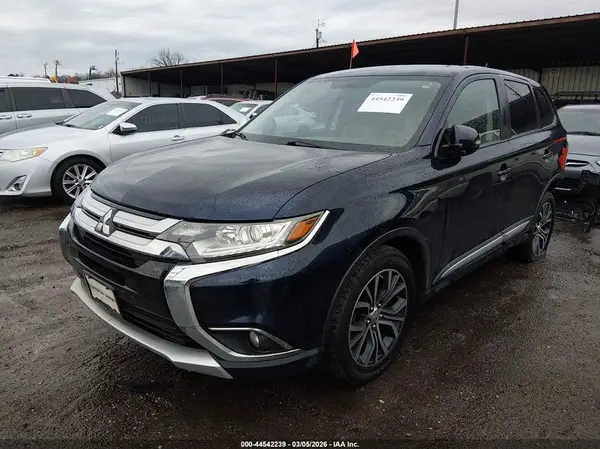 JA4AD3A31GZ026366 2016 MITSUBISHI OUTLANDER - Image 2