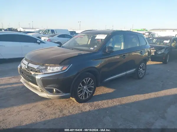 JA4AD3A31GZ028778 2016 MITSUBISHI OUTLANDER - Image 2