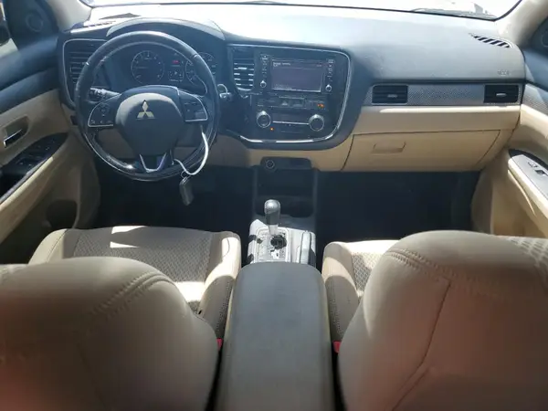 JA4AD3A31GZ029297 2016 MITSUBISHI OUTLANDER - Image 8