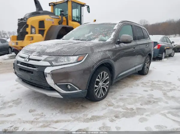 JA4AD3A31GZ035066 2016 MITSUBISHI OUTLANDER - Image 2