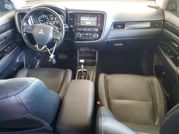 JA4AD3A31GZ058816 2016 MITSUBISHI OUTLANDER - Image 8
