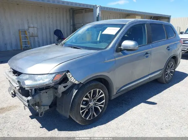 JA4AD3A31GZ065863 2016 MITSUBISHI OUTLANDER - Image 2