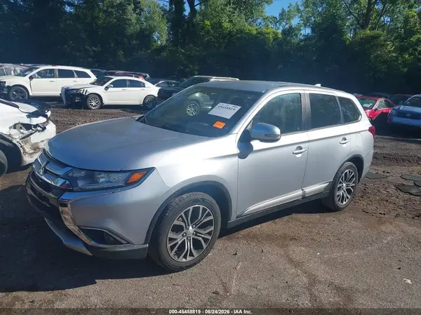 JA4AD3A31HZ044089 2017 MITSUBISHI OUTLANDER - Image 2