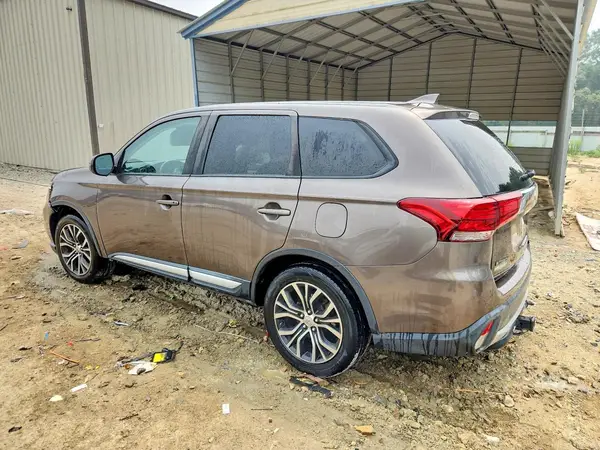 JA4AD3A31HZ046442 2017 MITSUBISHI OUTLANDER - Image 2