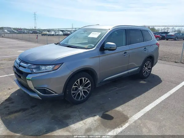 JA4AD3A31HZ061362 2017 MITSUBISHI OUTLANDER - Image 2