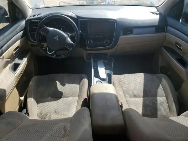 JA4AD3A31HZ066254 2017 MITSUBISHI OUTLANDER - Image 8