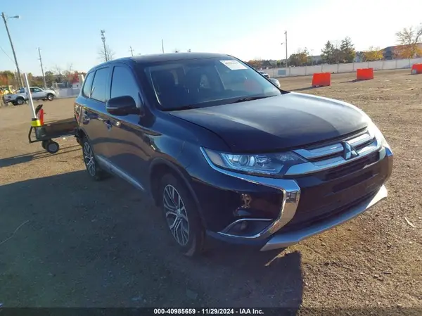 JA4AD3A31JJ001361 2018 MITSUBISHI OUTLANDER - Image 1