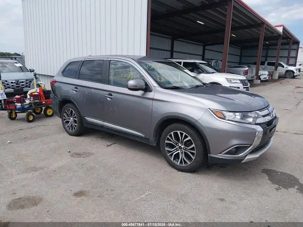 JA4AD3A31JJ002333 2018 MITSUBISHI OUTLANDER - Image 1
