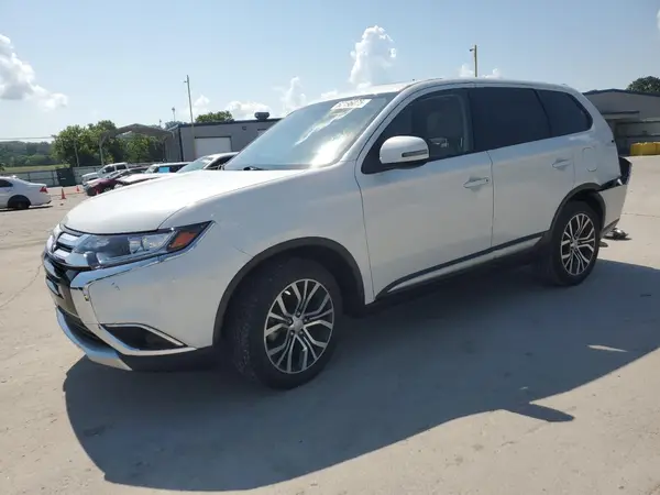 JA4AD3A31JZ033812 2018 MITSUBISHI OUTLANDER - Image 1