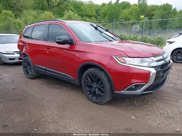 JA4AD3A31JZ053722 2018 MITSUBISHI OUTLANDER - Image 1