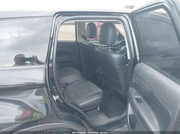 JA4AD3A31KZ007499 2019 MITSUBISHI OUTLANDER - Image 8