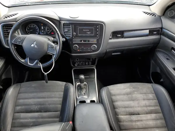 JA4AD3A31KZ010239 2019 MITSUBISHI OUTLANDER - Image 8