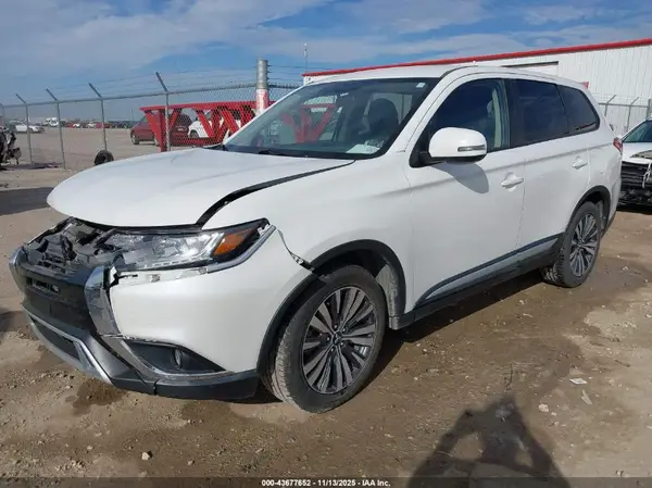 JA4AD3A31KZ012220 2019 MITSUBISHI OUTLANDER - Image 2