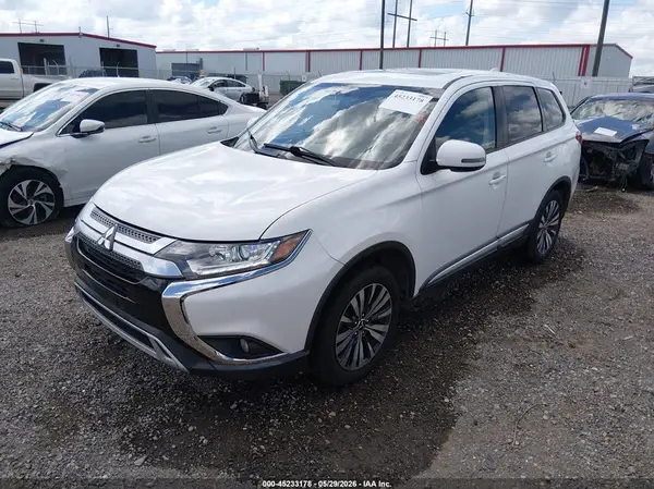 JA4AD3A31KZ020768 2019 MITSUBISHI OUTLANDER - Image 2