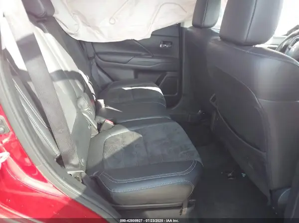 JA4AD3A31KZ026070 2019 MITSUBISHI OUTLANDER - Image 8