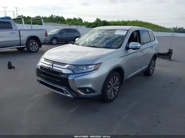 JA4AD3A31KZ029440 2019 MITSUBISHI OUTLANDER - Image 2