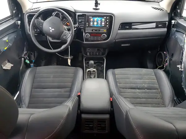 JA4AD3A31KZ040129 2019 MITSUBISHI OUTLANDER - Image 8