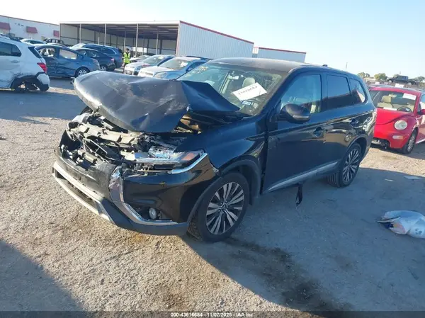 JA4AD3A31KZ046755 2019 MITSUBISHI OUTLANDER - Image 2