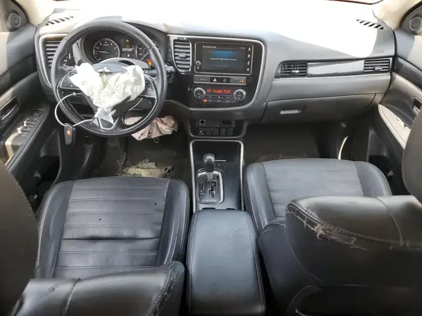 JA4AD3A31KZ049834 2019 MITSUBISHI OUTLANDER - Image 8