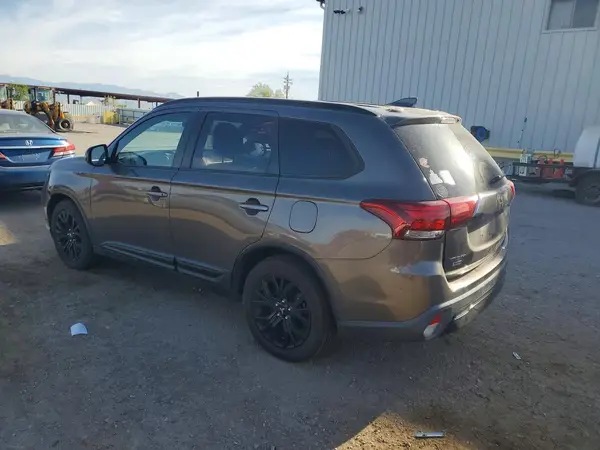 JA4AD3A31KZ051504 2019 MITSUBISHI OUTLANDER - Image 2