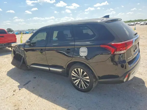 JA4AD3A31LZ006905 2020 MITSUBISHI OUTLANDER - Image 2
