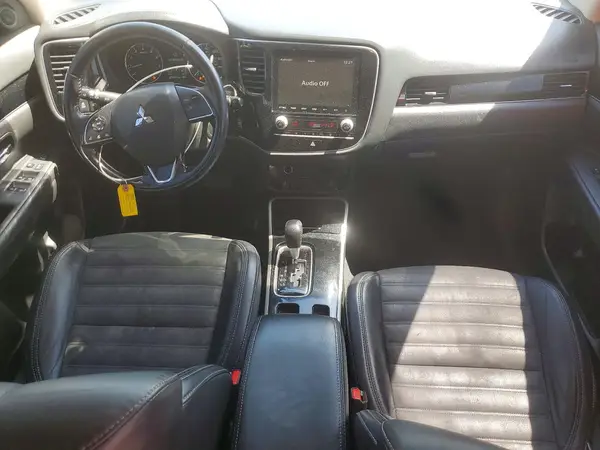 JA4AD3A31LZ006905 2020 MITSUBISHI OUTLANDER - Image 8