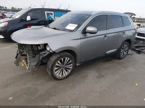 JA4AD3A31LZ014244 2020 MITSUBISHI OUTLANDER - Image 2
