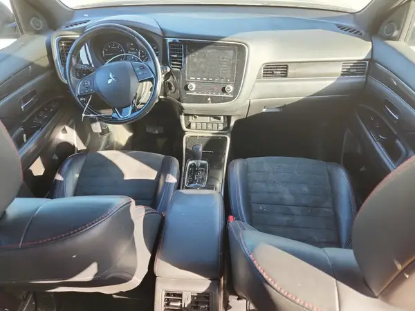 JA4AD3A31LZ016155 2020 MITSUBISHI OUTLANDER - Image 8