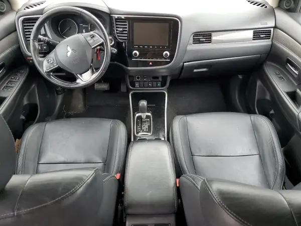 JA4AD3A31LZ019878 2020 MITSUBISHI OUTLANDER - Image 8